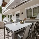 Apartmenthaus Goldeck * リート・イム・オーバーインタール