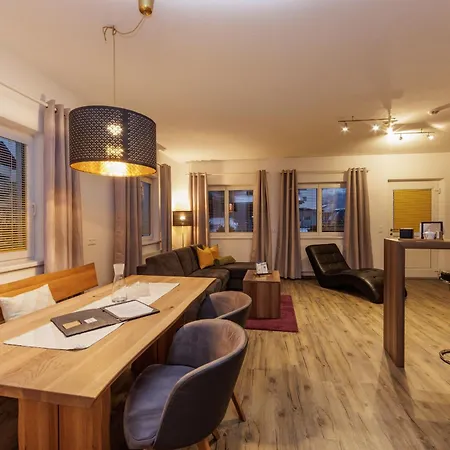 Apartmenthaus Goldeck Ried im Oberinntal