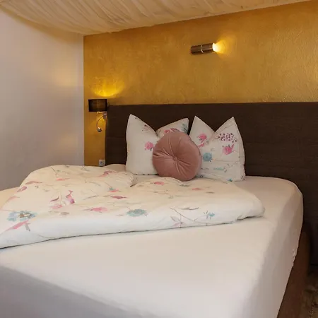 Apartmenthaus Goldeck * 奥伯林塔尔的里德