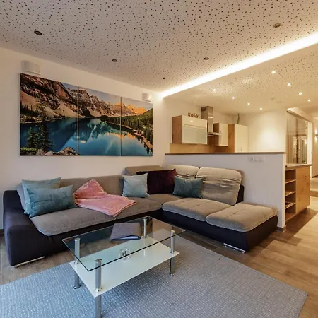 Appartement Apartmenthaus Goldeck Ried im Oberinntal