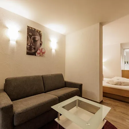 Apartmenthaus Goldeck Daire Ried im Oberinntal