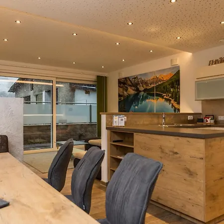 Daire Apartmenthaus Goldeck Ried im Oberinntal