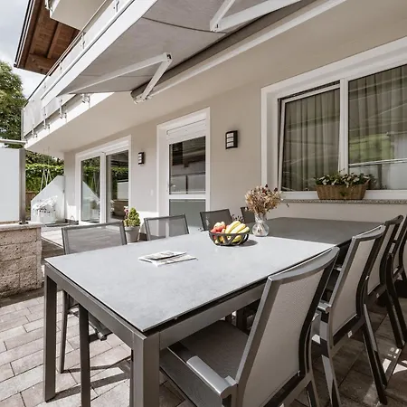 Apartmenthaus Goldeck * Ried im Oberinntal