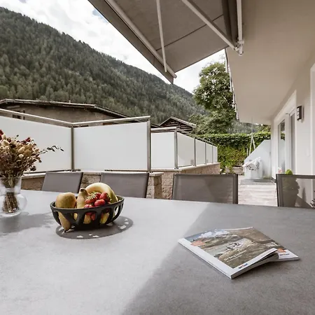 Daire Apartmenthaus Goldeck *