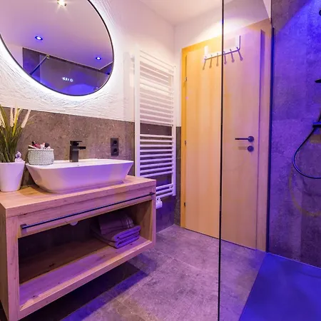 Appartement Apartmenthaus Goldeck Ried im Oberinntal