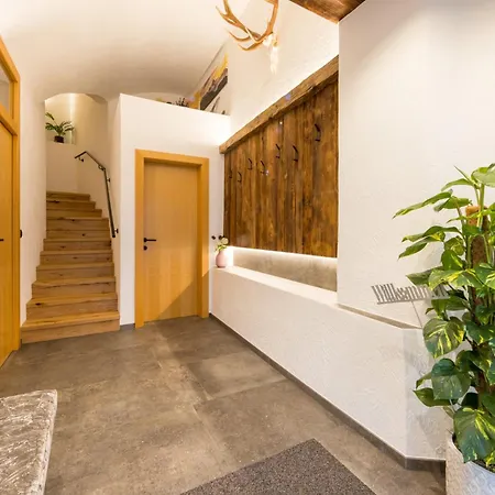 Apartmenthaus Goldeck Ried im Oberinntal