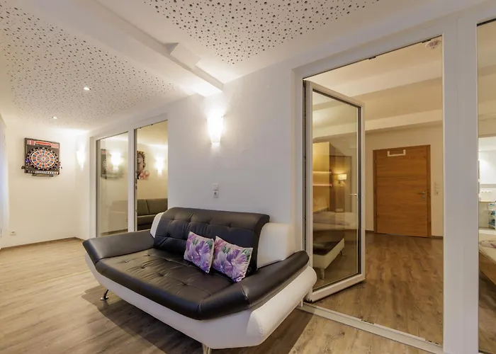 Apartmenthaus Goldeck Apartament Ried im Oberinntal