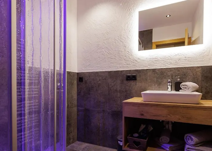 Apartmenthaus Goldeck Ried im Oberinntal