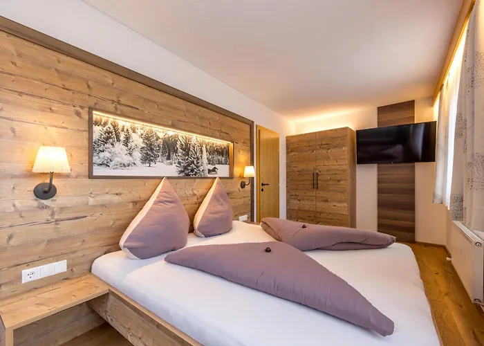 Apartmenthaus Goldeck Ried im Oberinntal