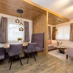 Apartmenthaus Goldeck * Ried im Oberinntal