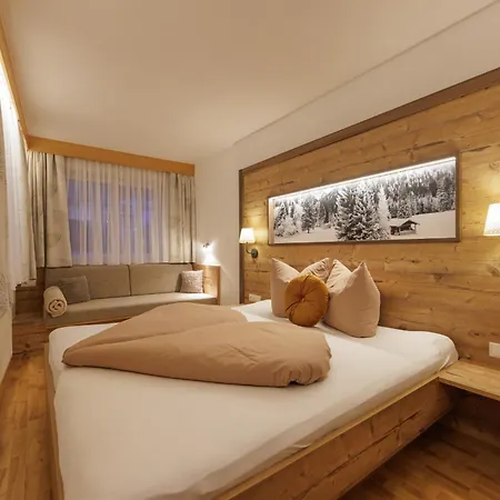 Apartmenthaus Goldeck Апартаменты Рид-им-Оберинталь